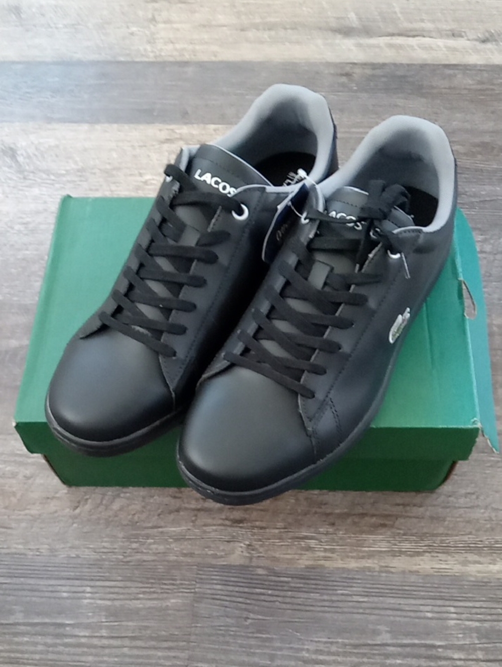 Lacoste Men's Sneakers-NEW